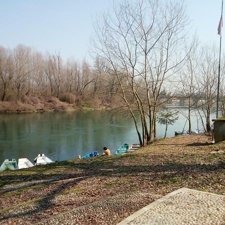 La Casa Sul Fiume Hotel Lodi Exterior foto